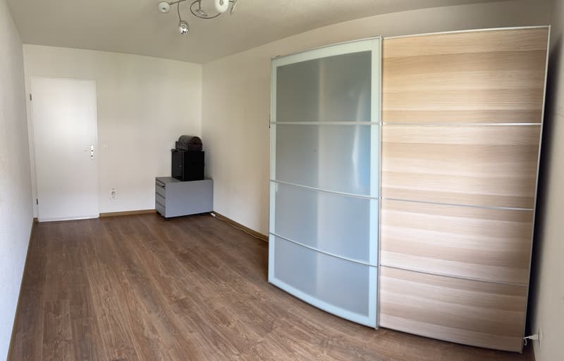 Helle 3.5-Zimmer-Wohnung (12)