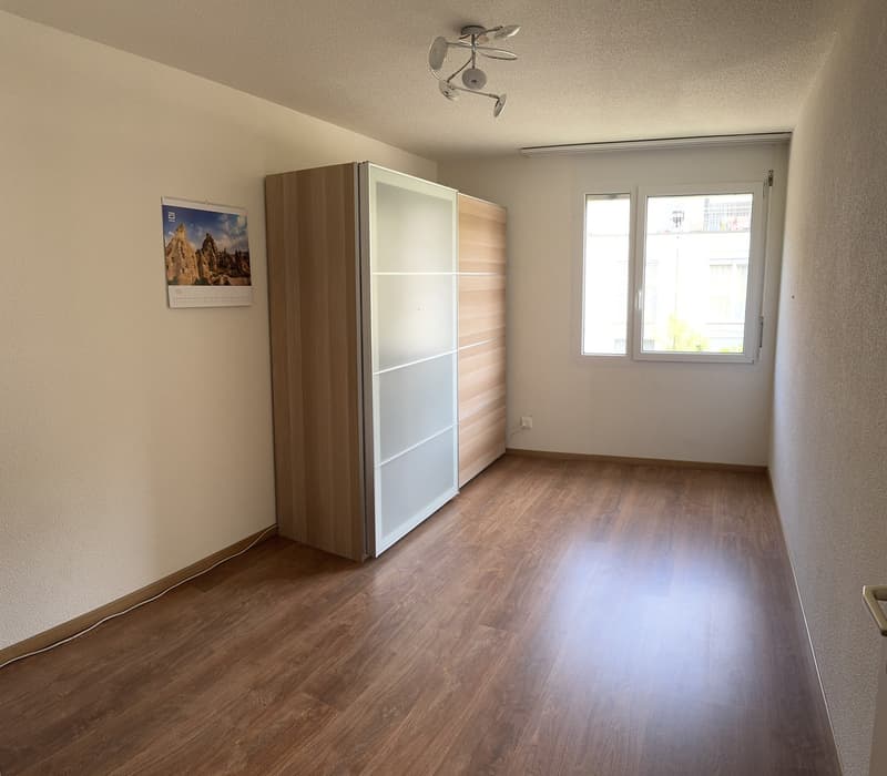 Helle 3.5-Zimmer-Wohnung (11)