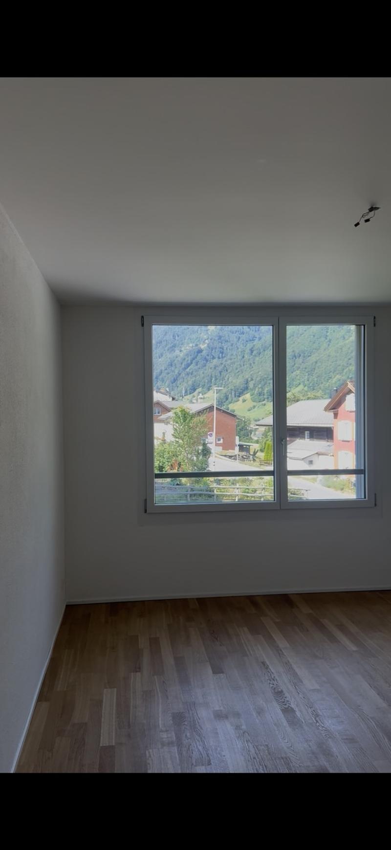5 Room Apartment - Subtenant Wanted, Available by Agreement (also possible immediately) (5)