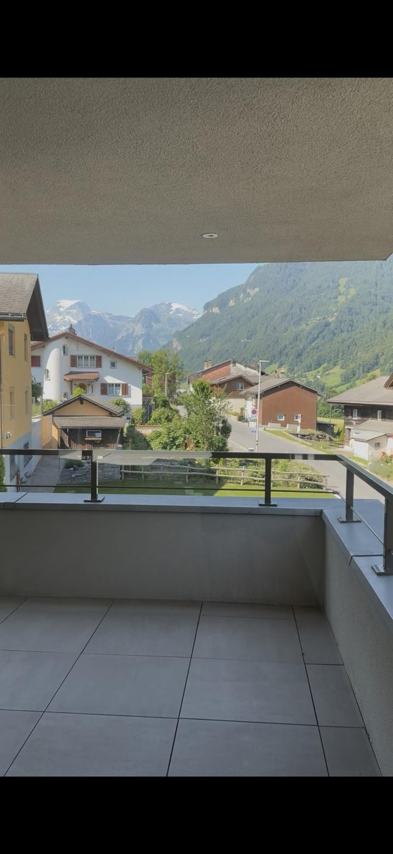 5 Room Apartment - Subtenant Wanted, Available by Agreement (also possible immediately) (2)