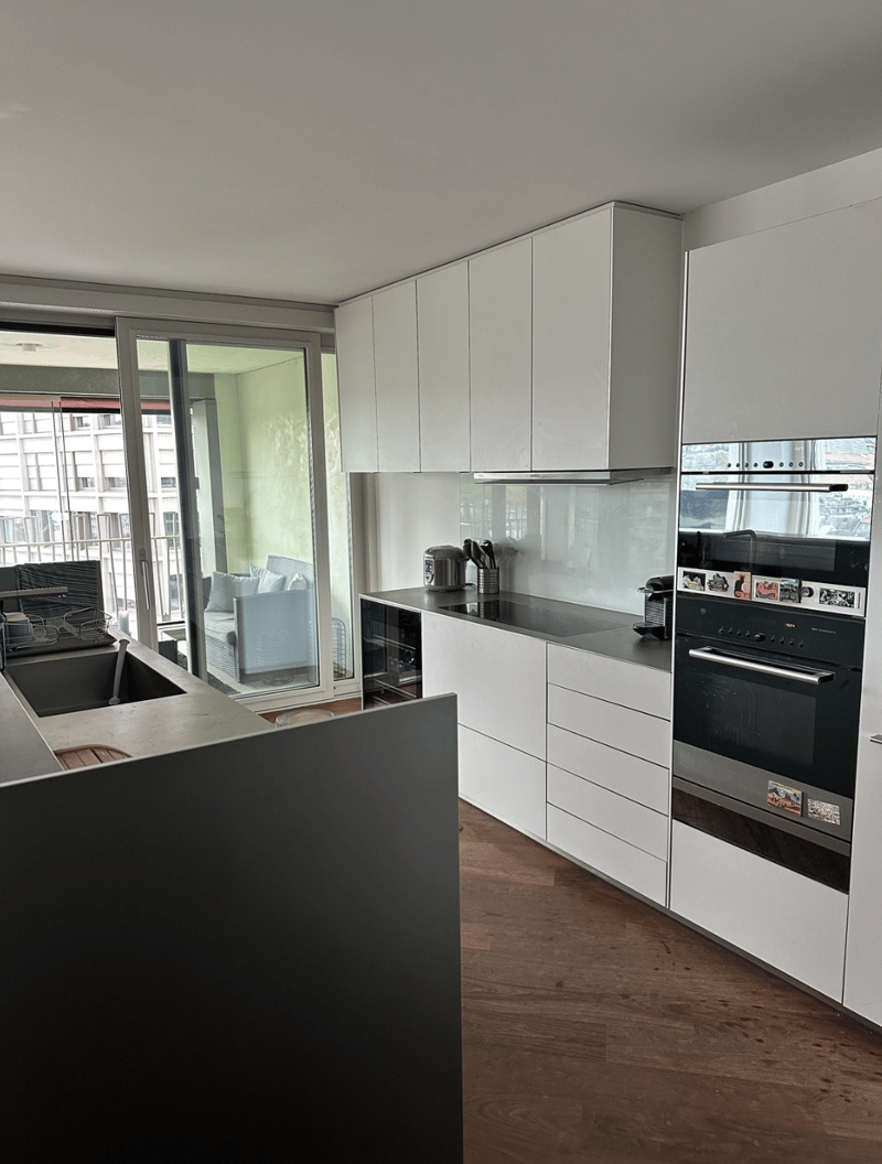 Chambre dans un appartement partagé à Europaallee (2)
