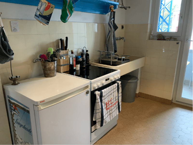 Temporaire (septembre à décembre) : Appartement meublé dans un immeuble ancien (7)