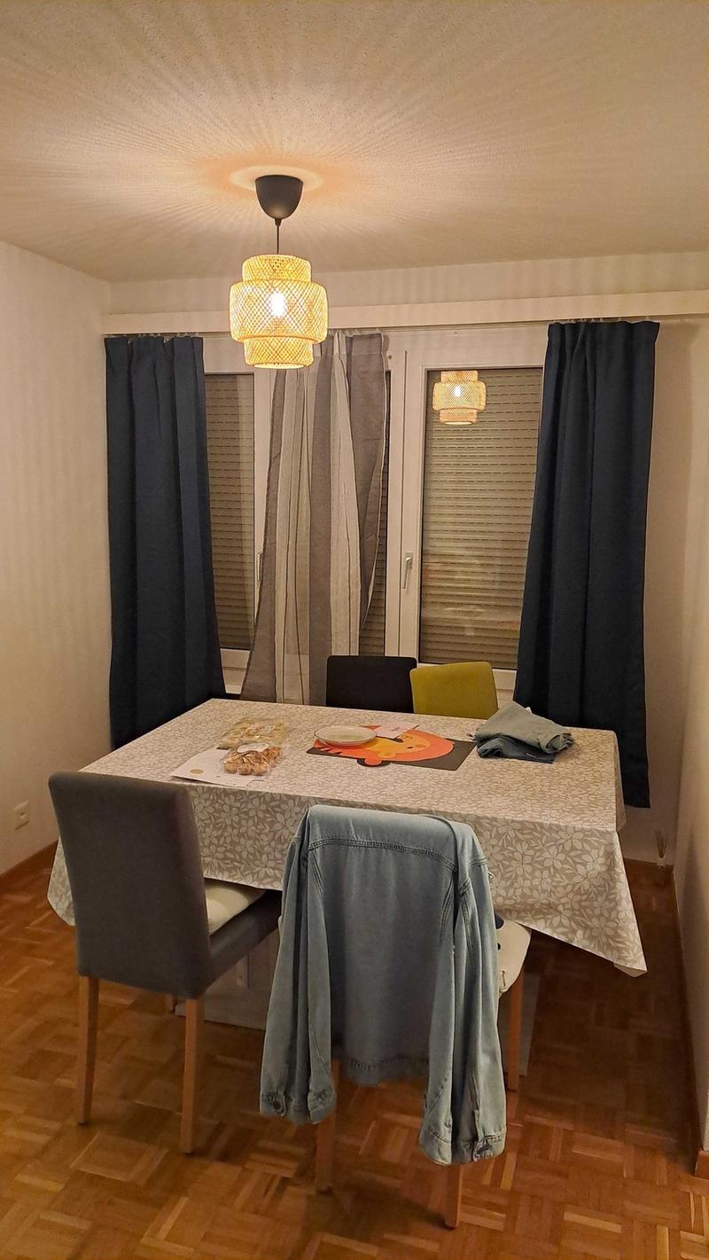 Living Room (2)