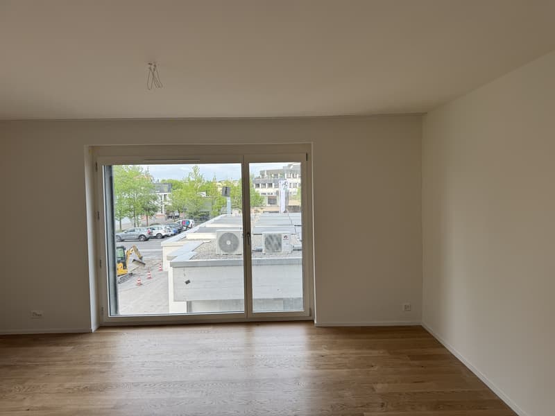 Très beau appartement à louer, centre de Steinhausen (4)