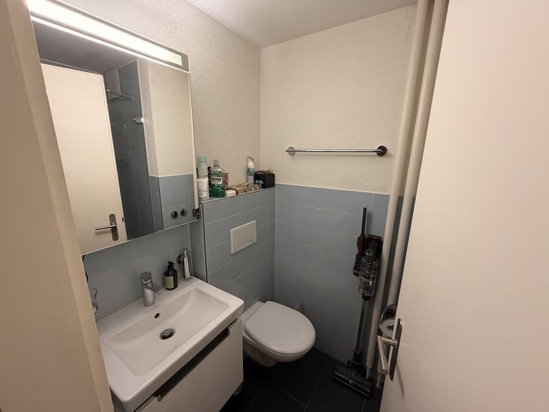 Zentrale, super ruhig gelegene Wohnung mitten im Kreis 6. 10 min vom Central zu Fuss (5)