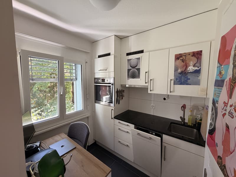 Zentrale, super ruhig gelegene Wohnung mitten im Kreis 6. 10 min vom Central zu Fuss (3)