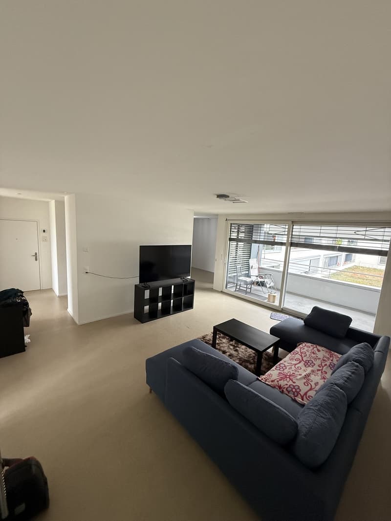 1 room in a well-kept 3-room apartment available immediately (4)