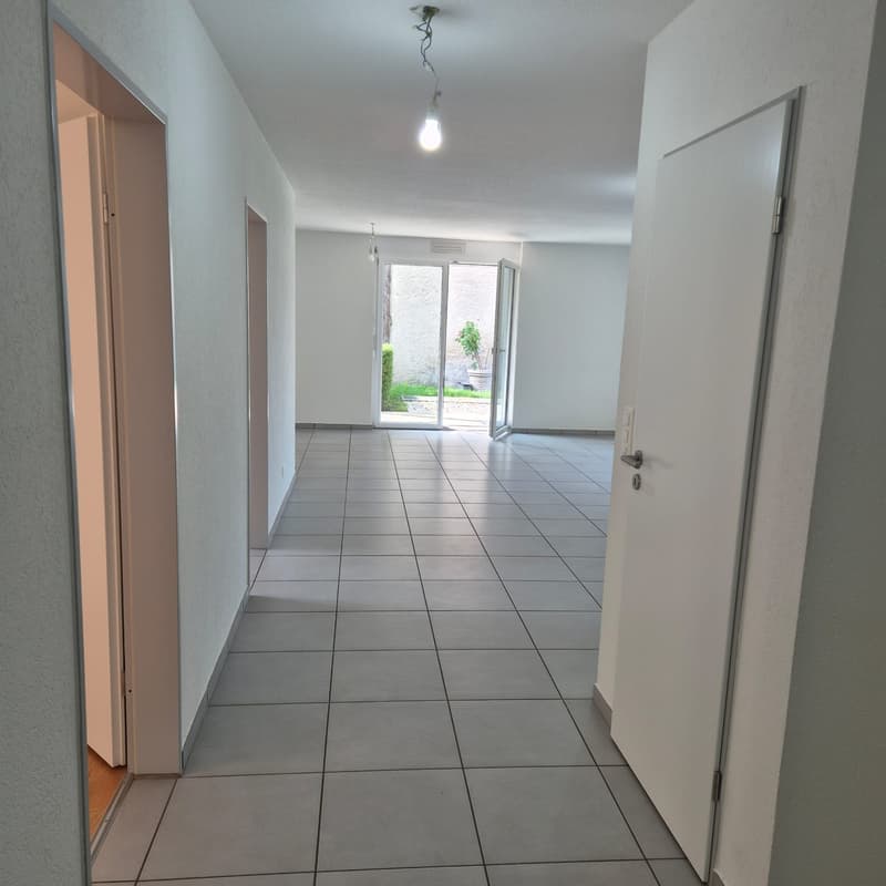 Appartamento moderno 3.5 locali con terrazza molto soleggiata (3)