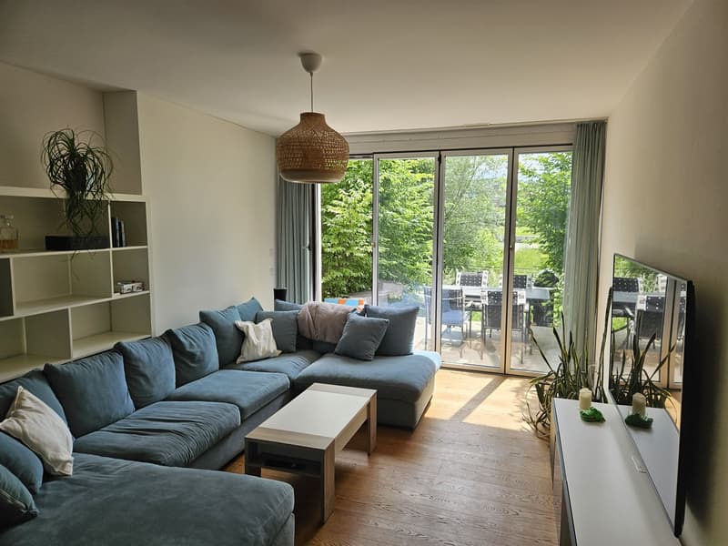 WG-Zimmer in zweistöckiger Parterrewohnung im Zwicky-Areal (1)