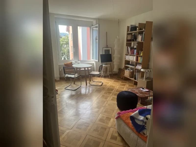 Appartamento 2 camere in vecchio edificio, distretto 4 (2 anni limitati) (1)
