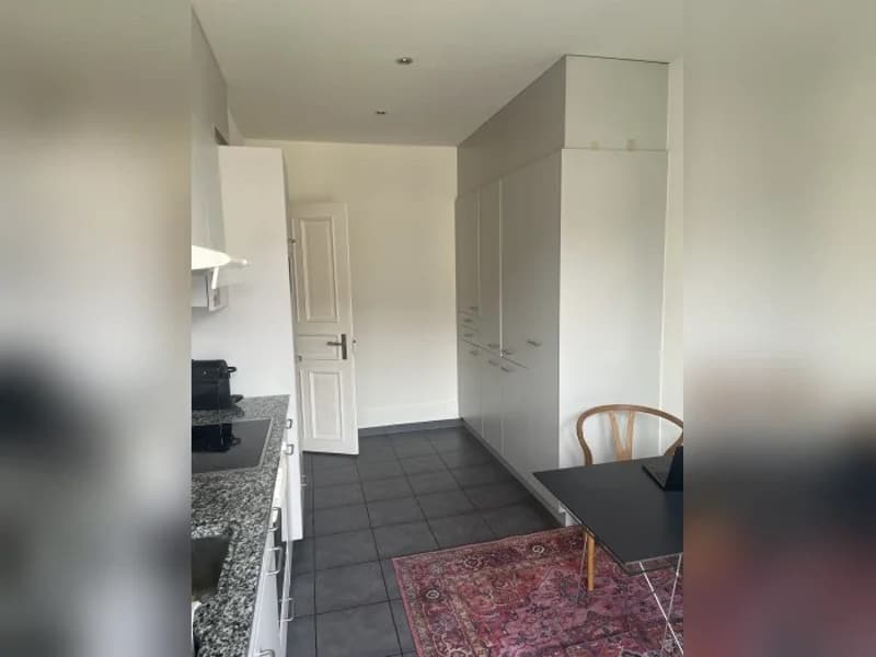 Appartamento 2 camere in vecchio edificio, distretto 4 (2 anni limitati) (7)