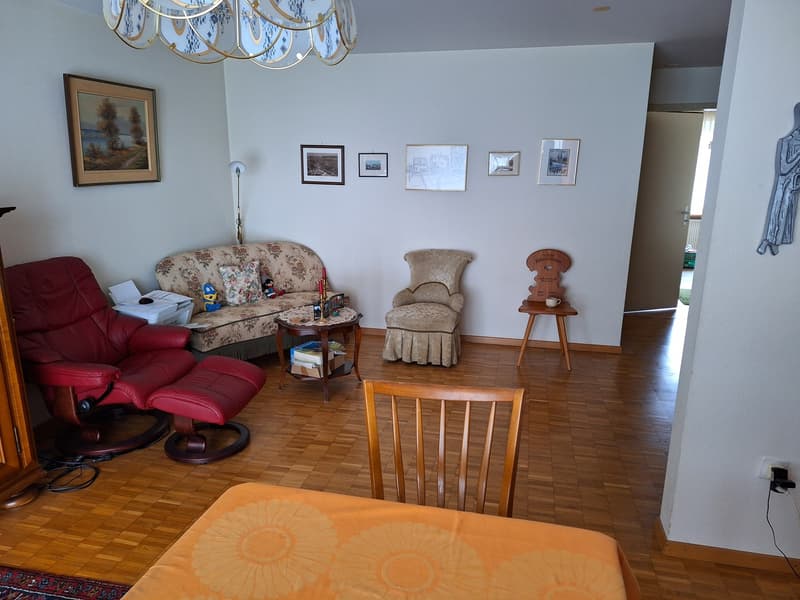Attraktive 4.5 Zimmer Wohnung (2)