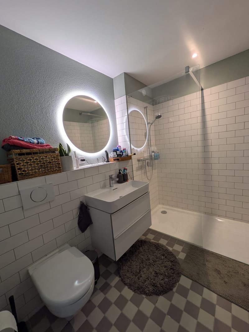 (Sublet) Bright and Modern 2.5 Room Apartment with Cozy living space - 1 month (2)
