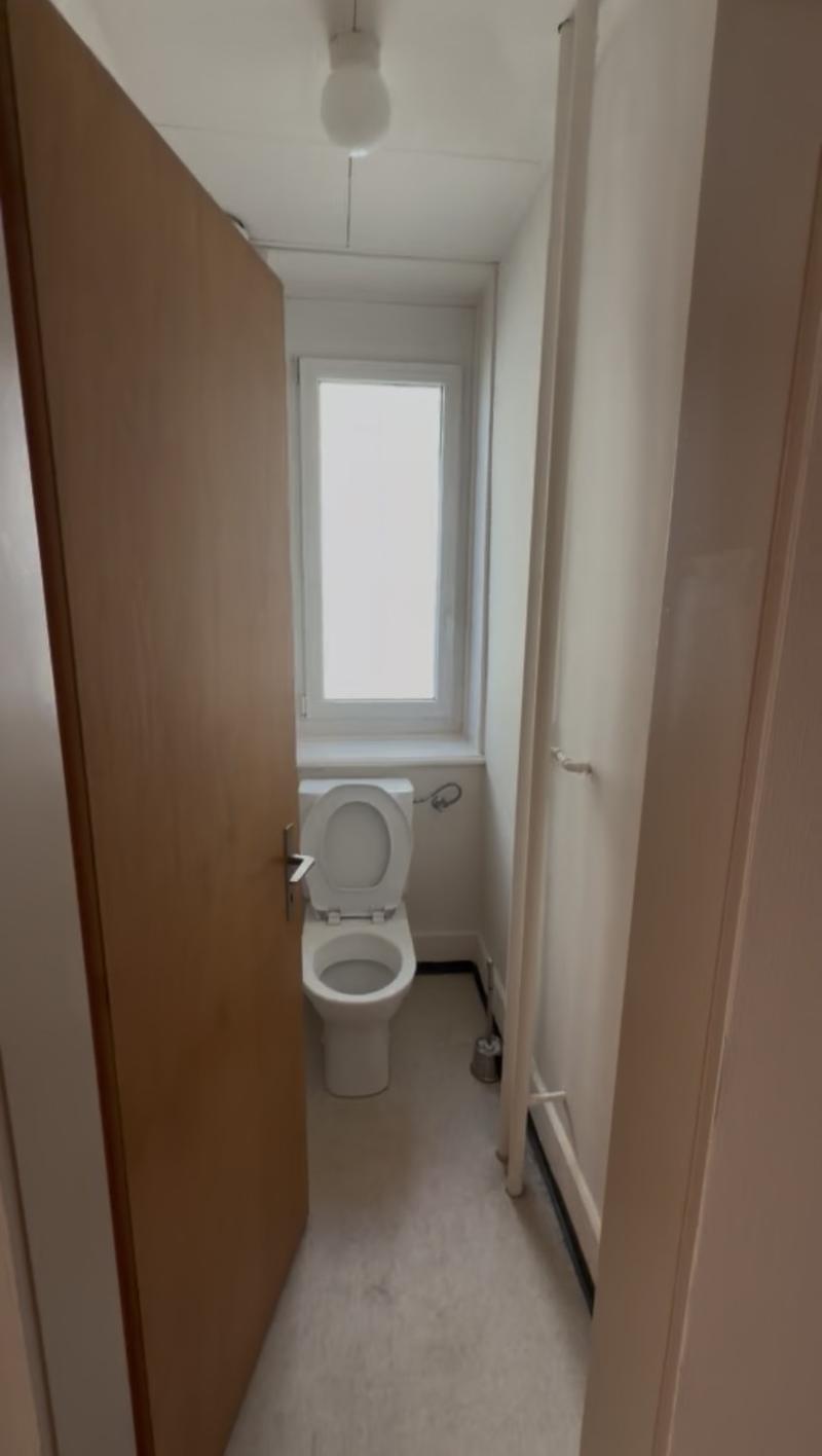 3-Bedroom Apartment in St. Gallen (6)