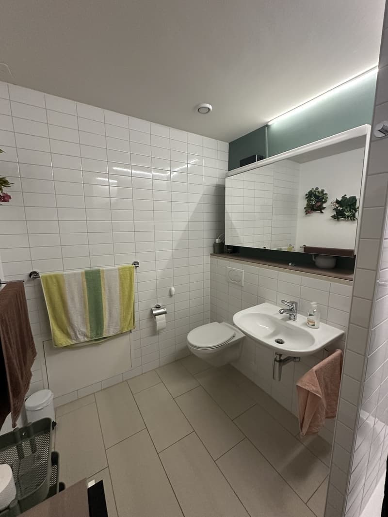 Quiet 3-room shared apartment from 38 years (6)