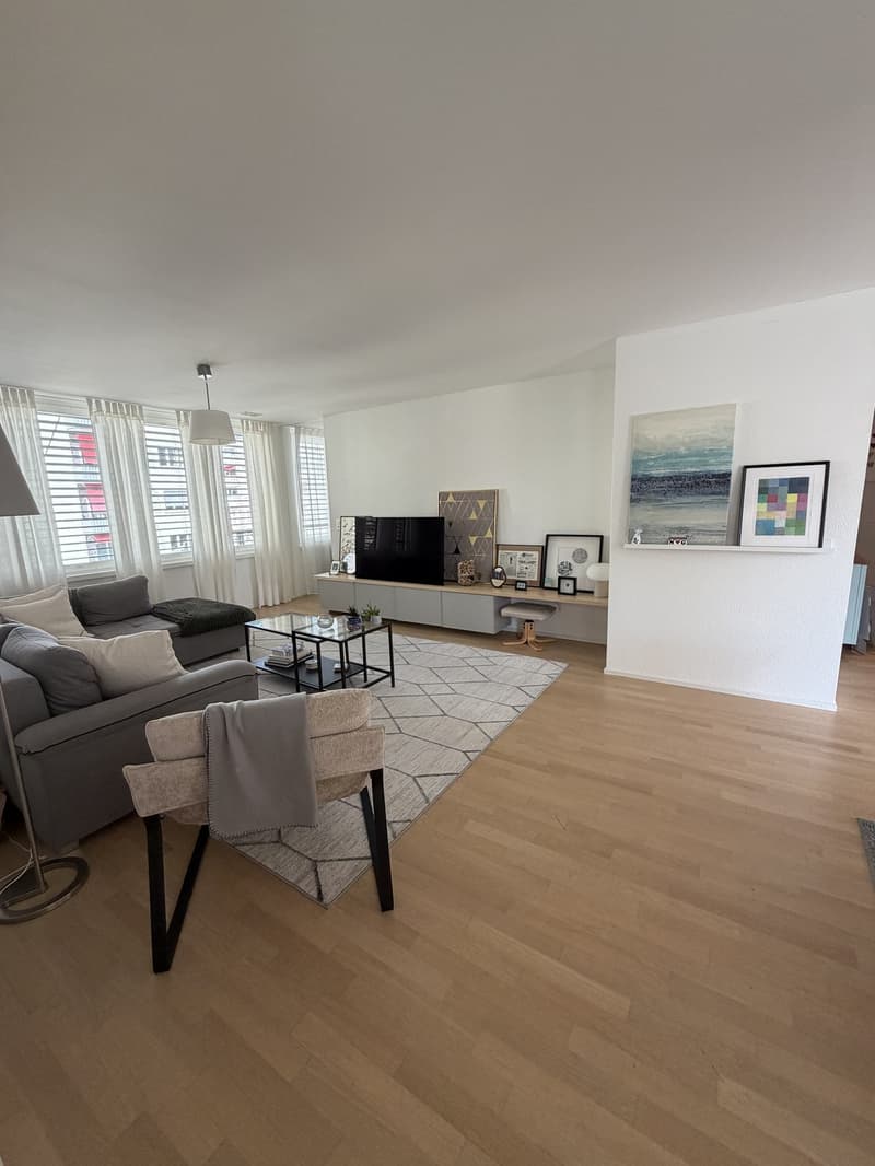 Modern 3.5-room apartment (1)
