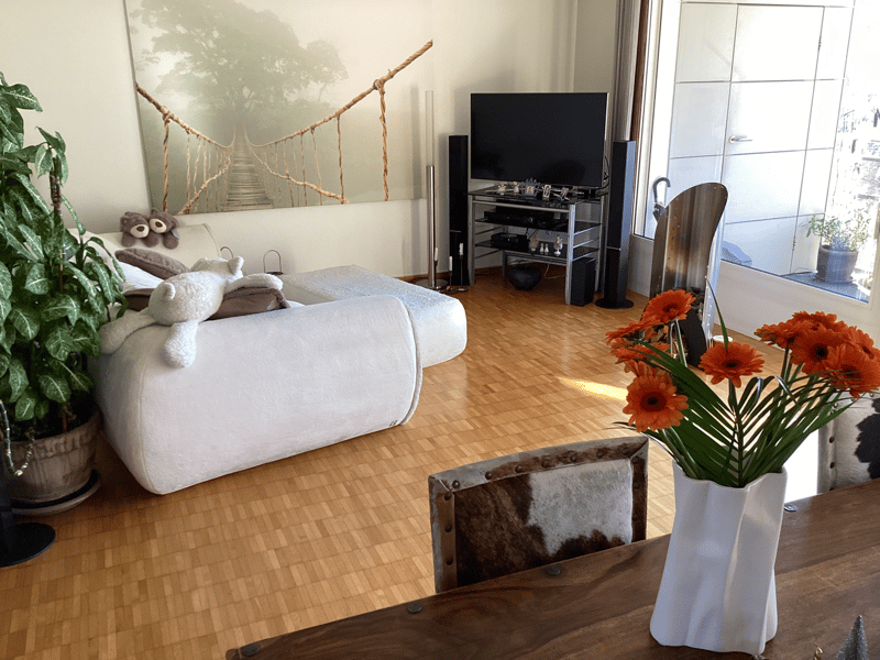 Room in shared flat for part-time students (Mon-Thu night) (1)