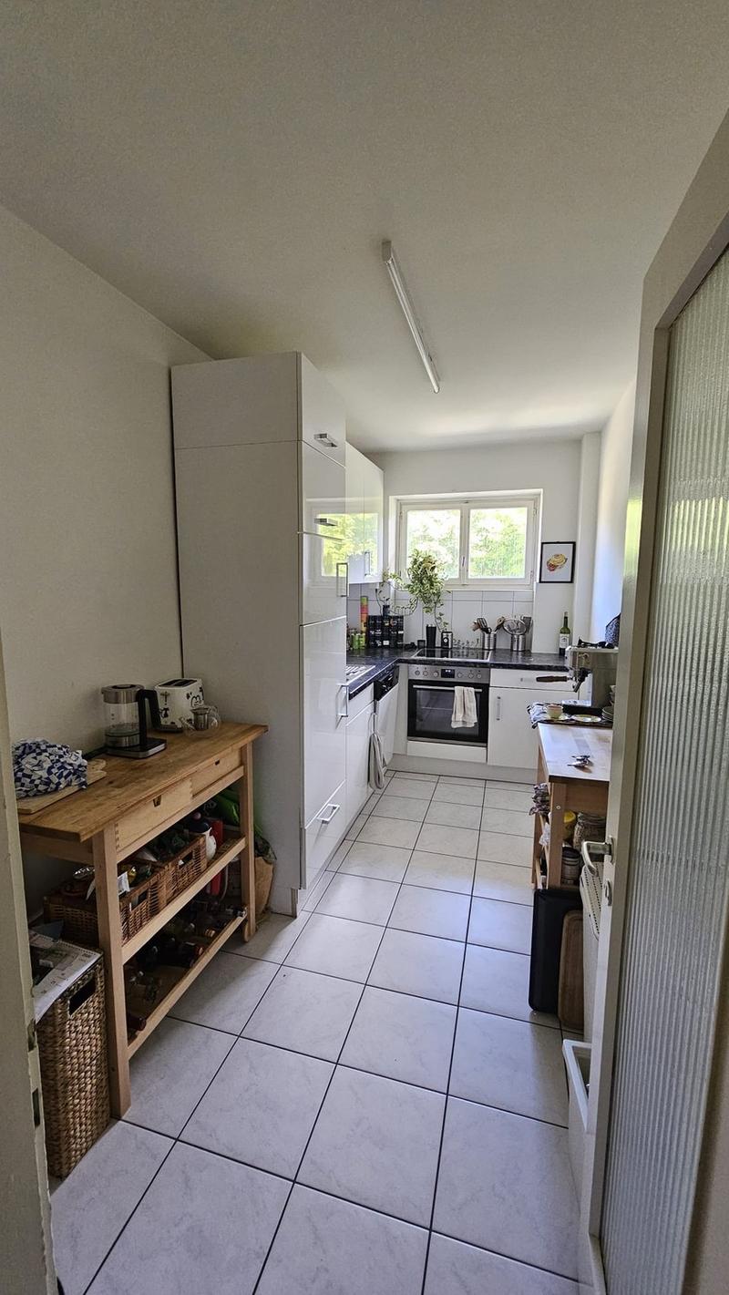 Bright 2-room apartment with large balcony and park view in the heart of Basel (7)