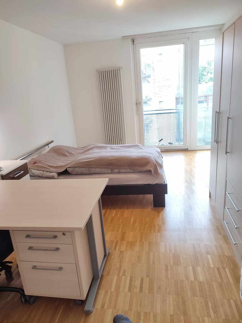 Spacious 2-room apartment in a communal settlement (3)