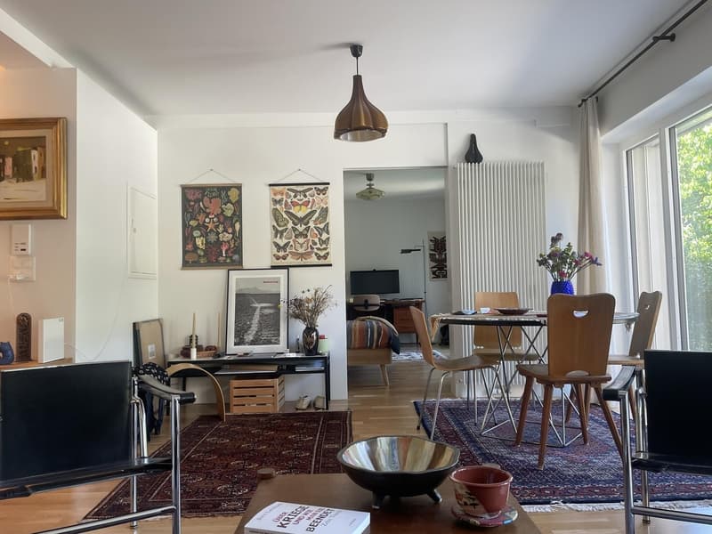 Tenant sought as of August 31, 2026 or earlier by agreement bright 2.5-room apartment in district 6 Zurich (7)