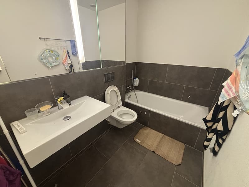 Looking for Nachmieter - Modern 3.5-room apartment in Steinhausen (4)