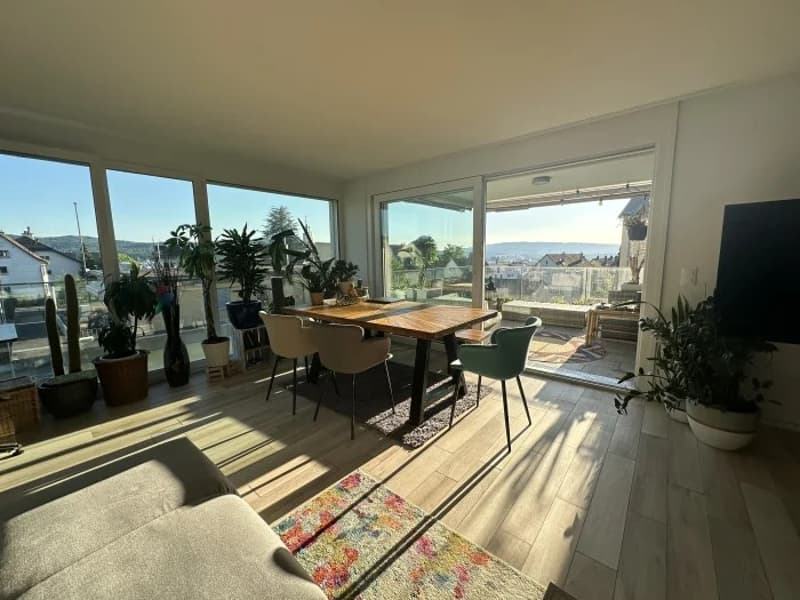 Modern 2.5-room Minergie apartment in Zürich-Höngg with sunset balcony (5)