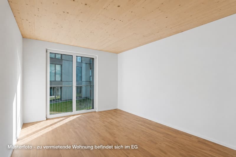 Appartement moderne de 3,5 pièces à Zurich Milchbuck avec patio privé (6)