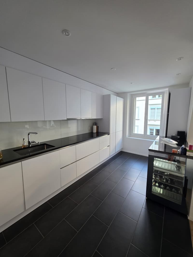 Appartement de centre-ville premium 4-5 mois, tout compris - Stauffacher - À quelques pas de tout (5)