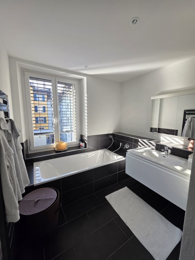 Appartement de centre-ville premium 4-5 mois, tout compris - Stauffacher - À quelques pas de tout (8)