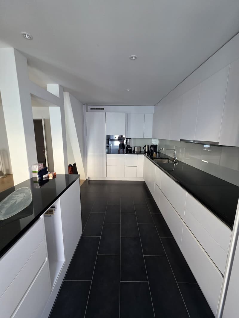 Appartement de centre-ville premium 4-5 mois, tout compris - Stauffacher - À quelques pas de tout (6)