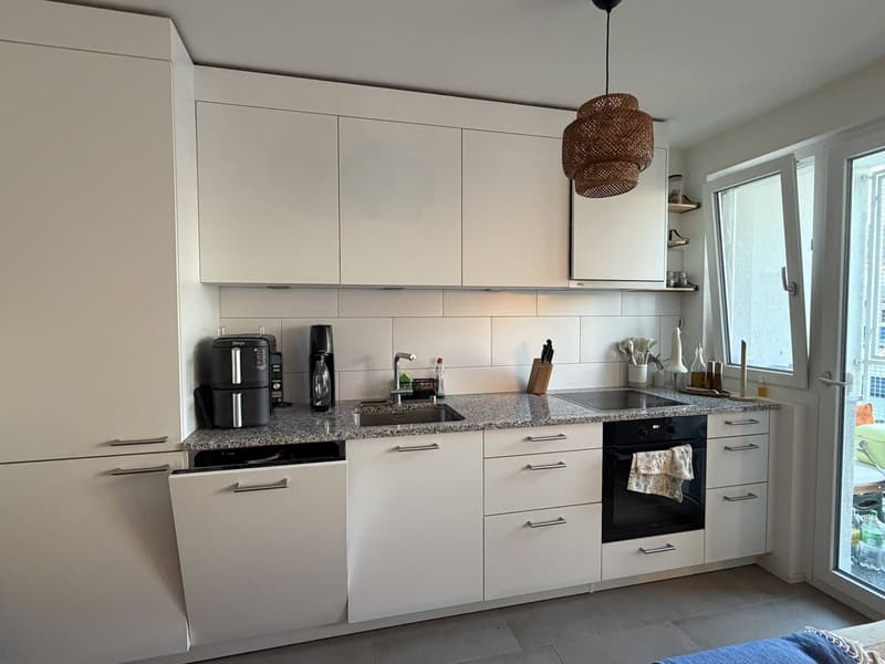 Modern 2.5-room apartment near Basel SBB | Balcony | Lift (2)