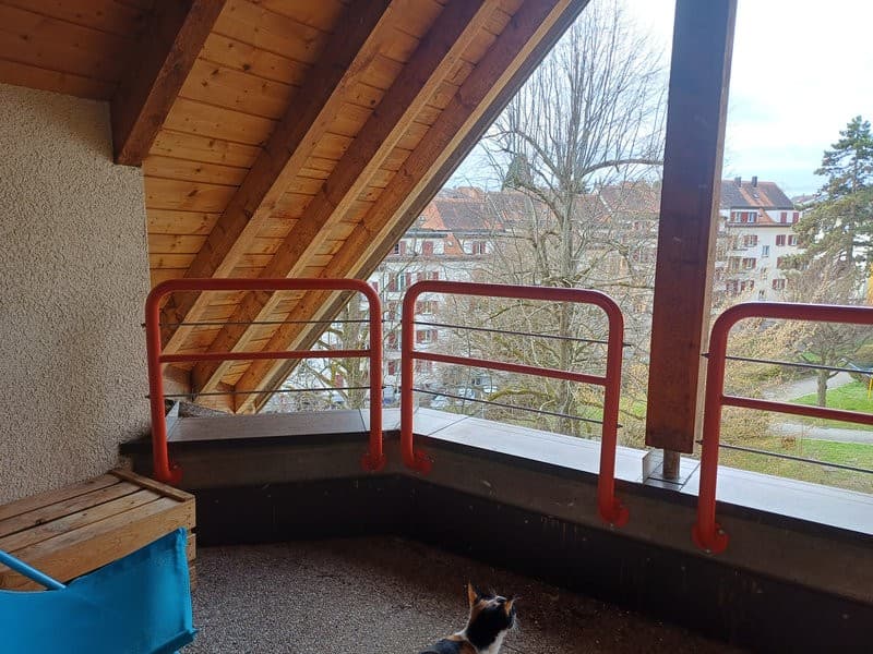 Großes Zimmer 18m2 mit Balkon im Zentrum von Freiburg (3)