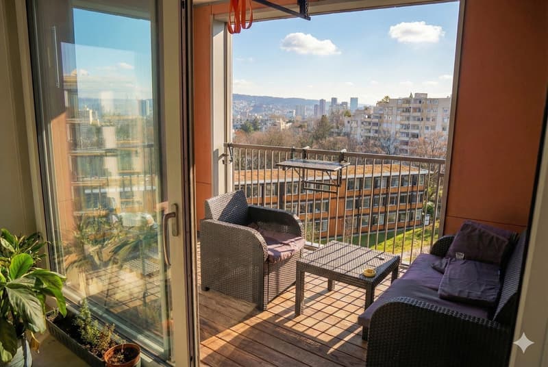 Premium furnished room in 128m² designer flat in-unit laundry, 2 bathrooms, balcony view, underfloor heating (5)