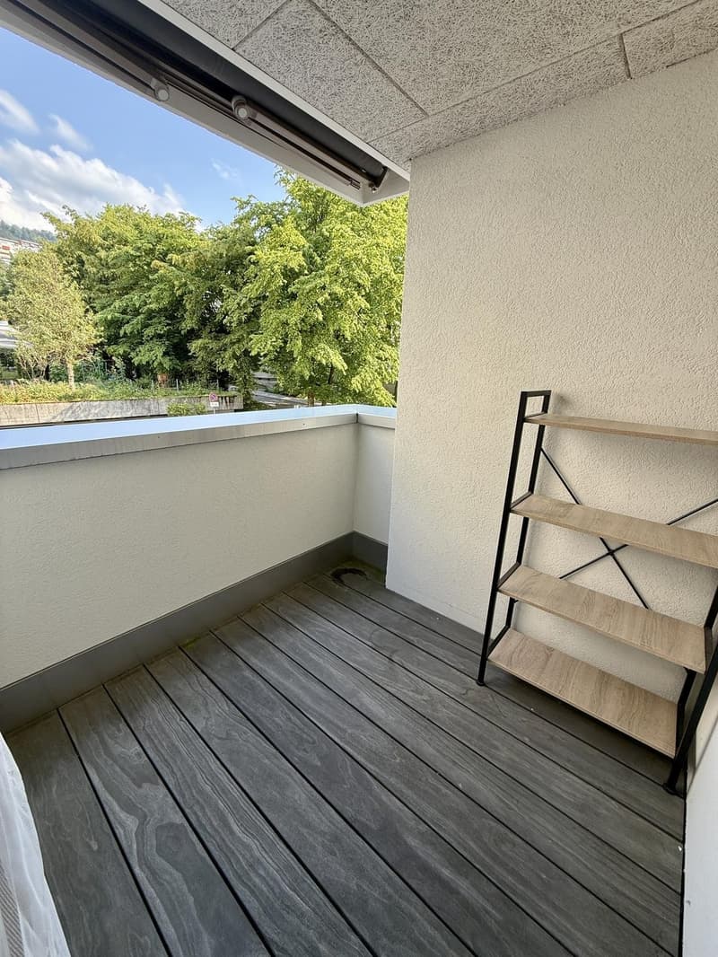 Appartement moderne de 1,5 pièces avec balcon à Zug (5)