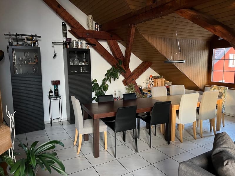 Spacious 19m2 room available in a cozy attic flat with a huge terrace (5)