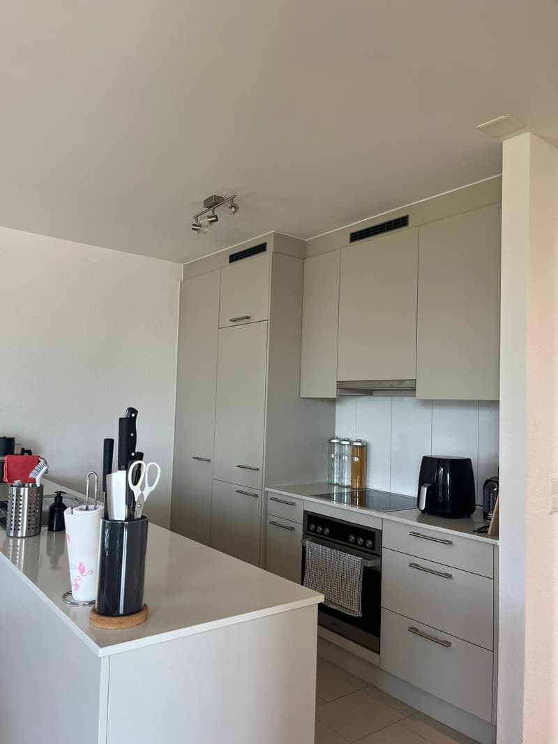 Freies Zimmer in 3er WG ab Sept. (4)