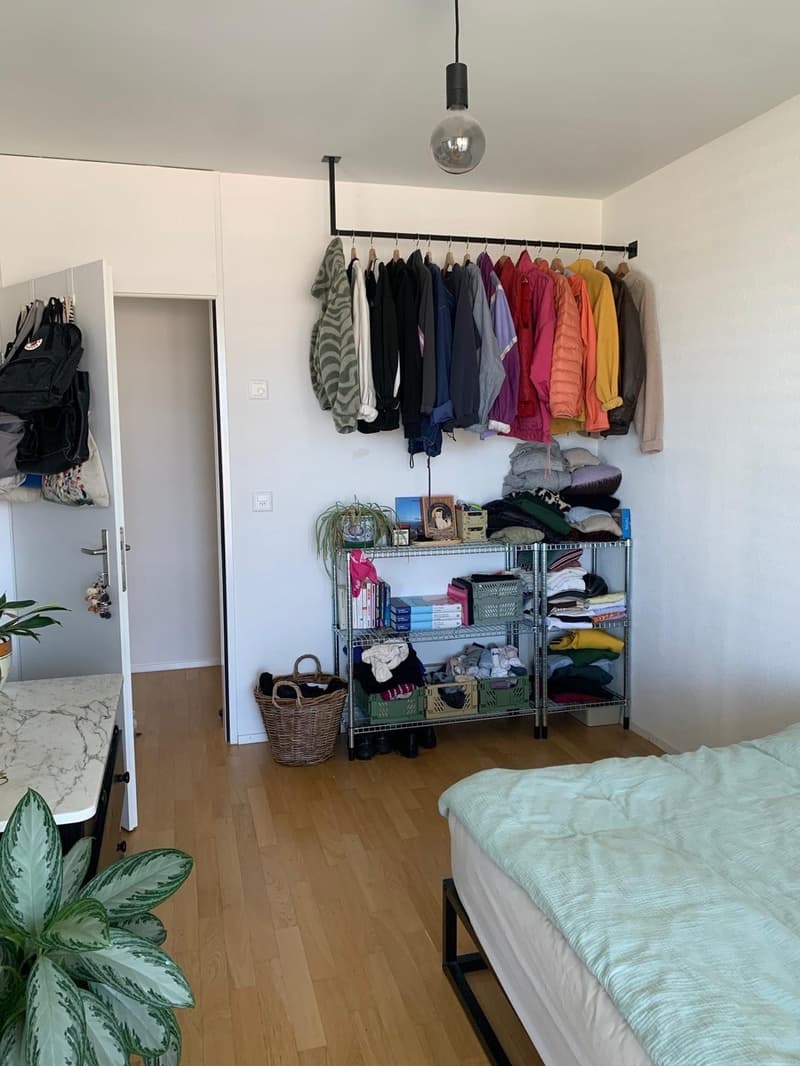 Freies Zimmer in 3er WG ab Sept. (3)