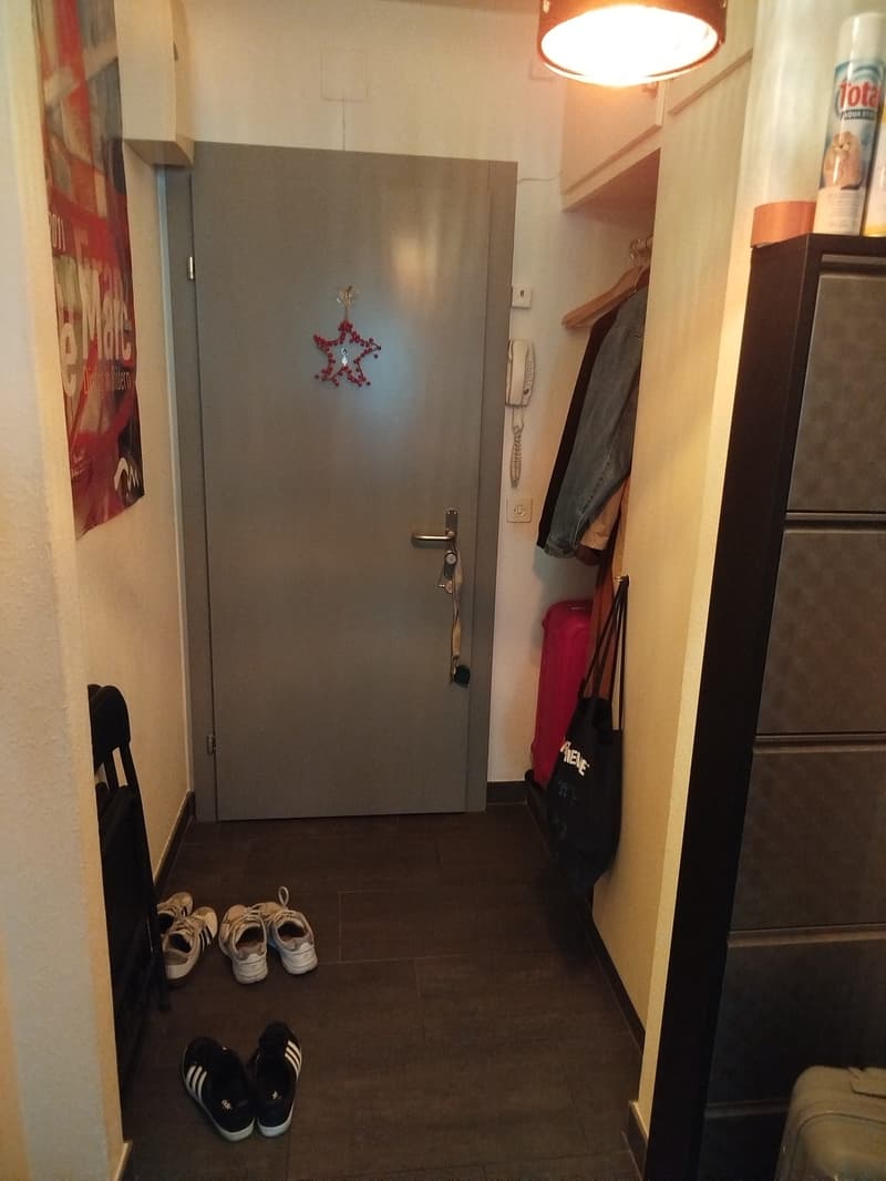 Couloir et armoire à chaussures