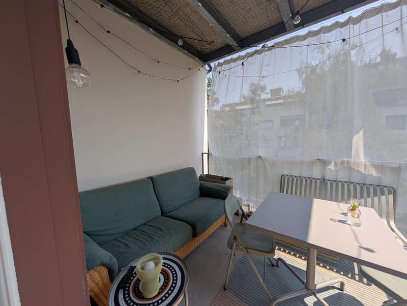 Shared flat with a view, balcony & great location in 4057, 1 room available from August (5)