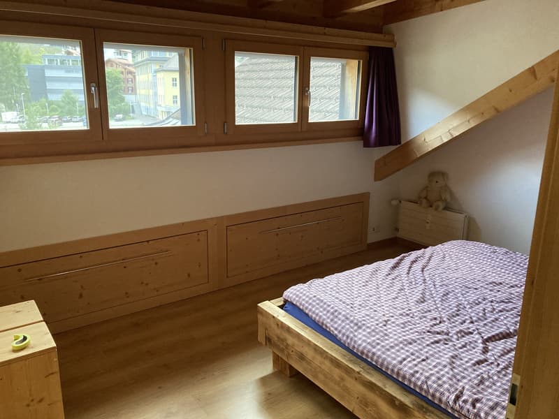 Spacious 4.5-room maisonette apartment in a central location in Schiers / GR (10)
