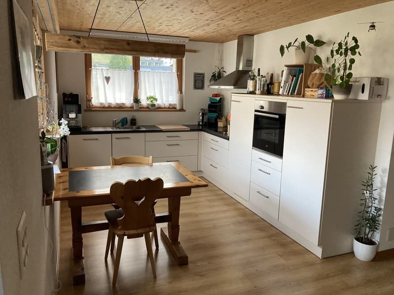 Spacious 4.5-room maisonette apartment in a central location in Schiers / GR (2)