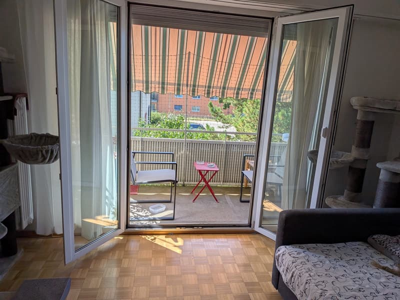Gemütliche 2.5-Zimmer-Wohnung mit super Standort (7)