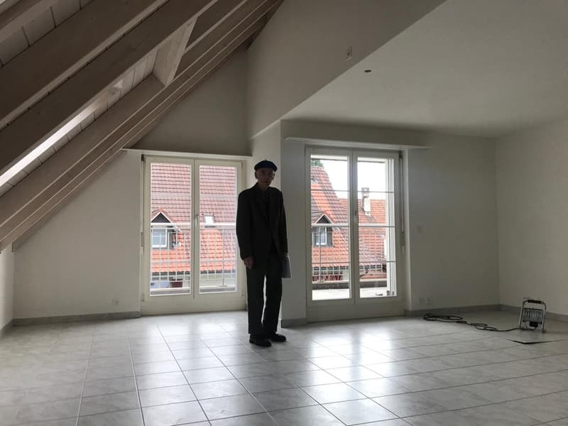 Tenant sought from October for top deal in Winkel Rüti (2)