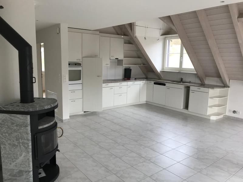 Tenant sought from October for top deal in Winkel Rüti (1)