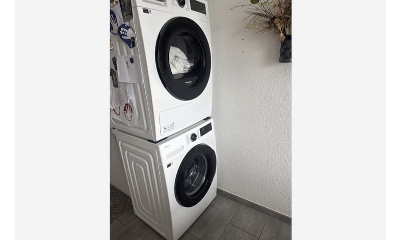 Nachmieter gesucht helle und geräumige 4.5-Zimmer-Wohnung ab Mitte September (2)