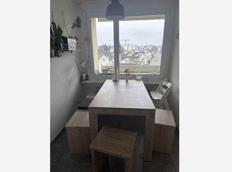 Nachmieter gesucht helle und geräumige 4.5-Zimmer-Wohnung ab Mitte September (1)