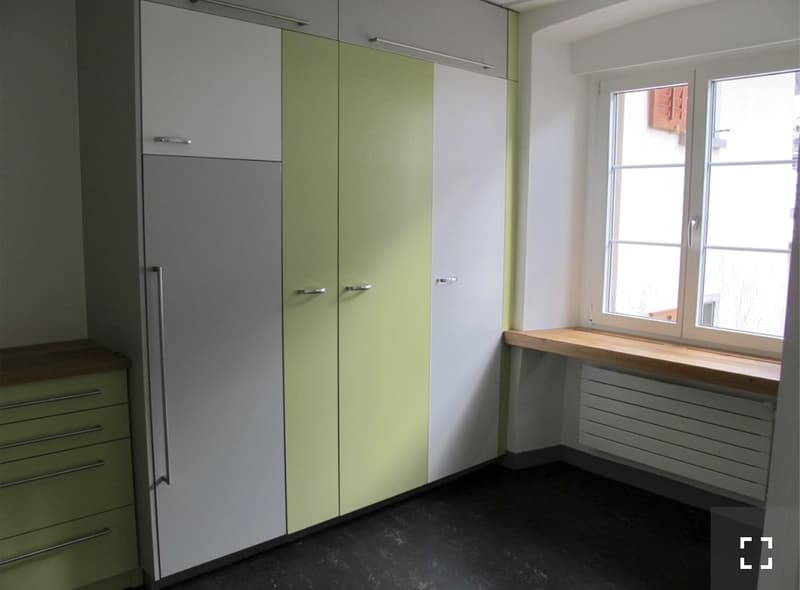 Recherche locataire pour appartement de 2,5 pièces en vieille ville avec pièce supplémentaire 100 m² (11)