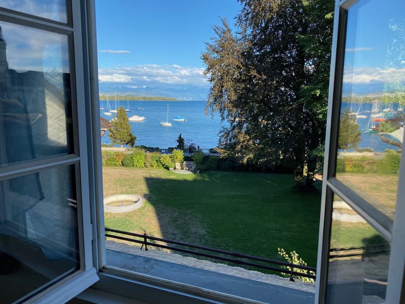 Lake view apartment (9)