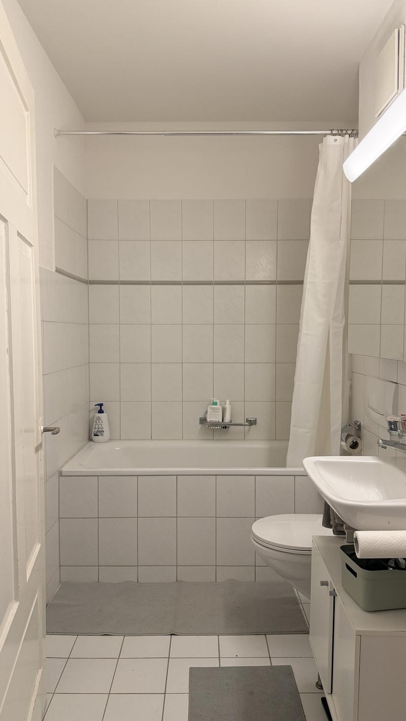 Furnished Bedroom in Industriequartier (2)