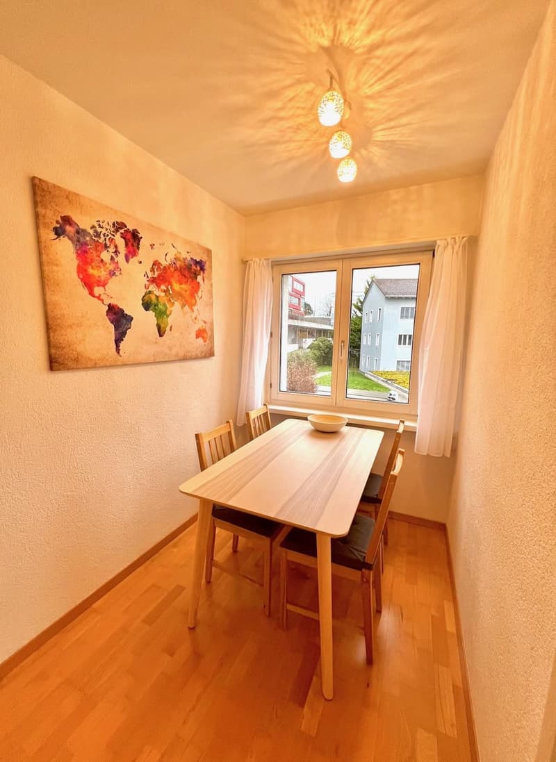 Ruhig gelegenes WG-Zimmer mit guter Verkehrs-/ÖV Anbindung :) (3)